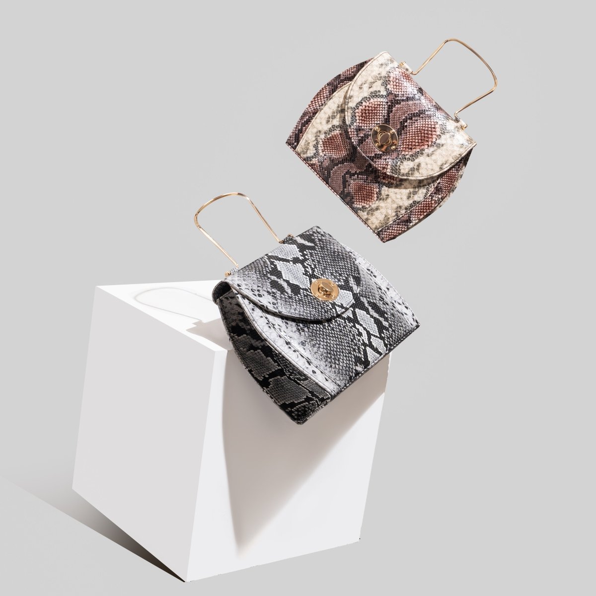 Marla Series | Faux Crocodile Handbag - ezzewak